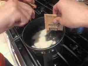 Dissolving the gelatin in a pot full of water